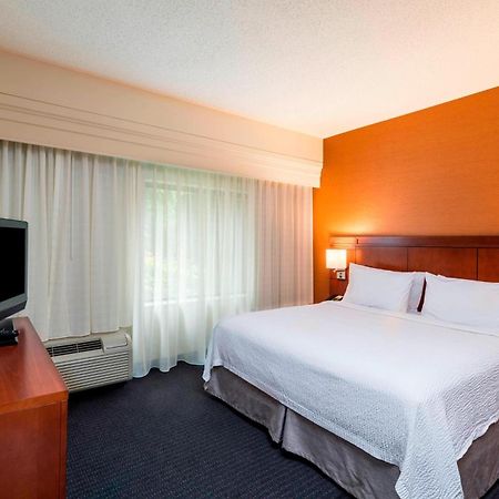 Courtyard By Marriott Atlanta Buford Mall Of Georgia Zewnętrze zdjęcie